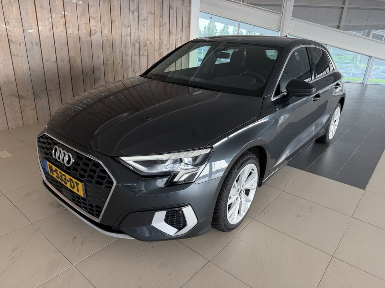 Audi A3 Sportback - 30 TFSI Adv edition - AutoWereld.nl