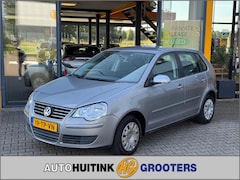 Volkswagen Polo - 1.4-16V Optive - airco - radio - 5 deurs - slechts 76.000 km