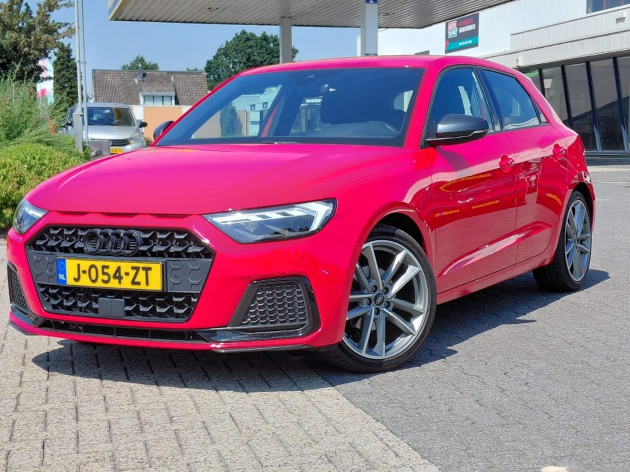 Audi A1 - 1.0 85KW A/T KEYLESS CARPLAY DIGITAAL DASHBOARD - AutoWereld.nl