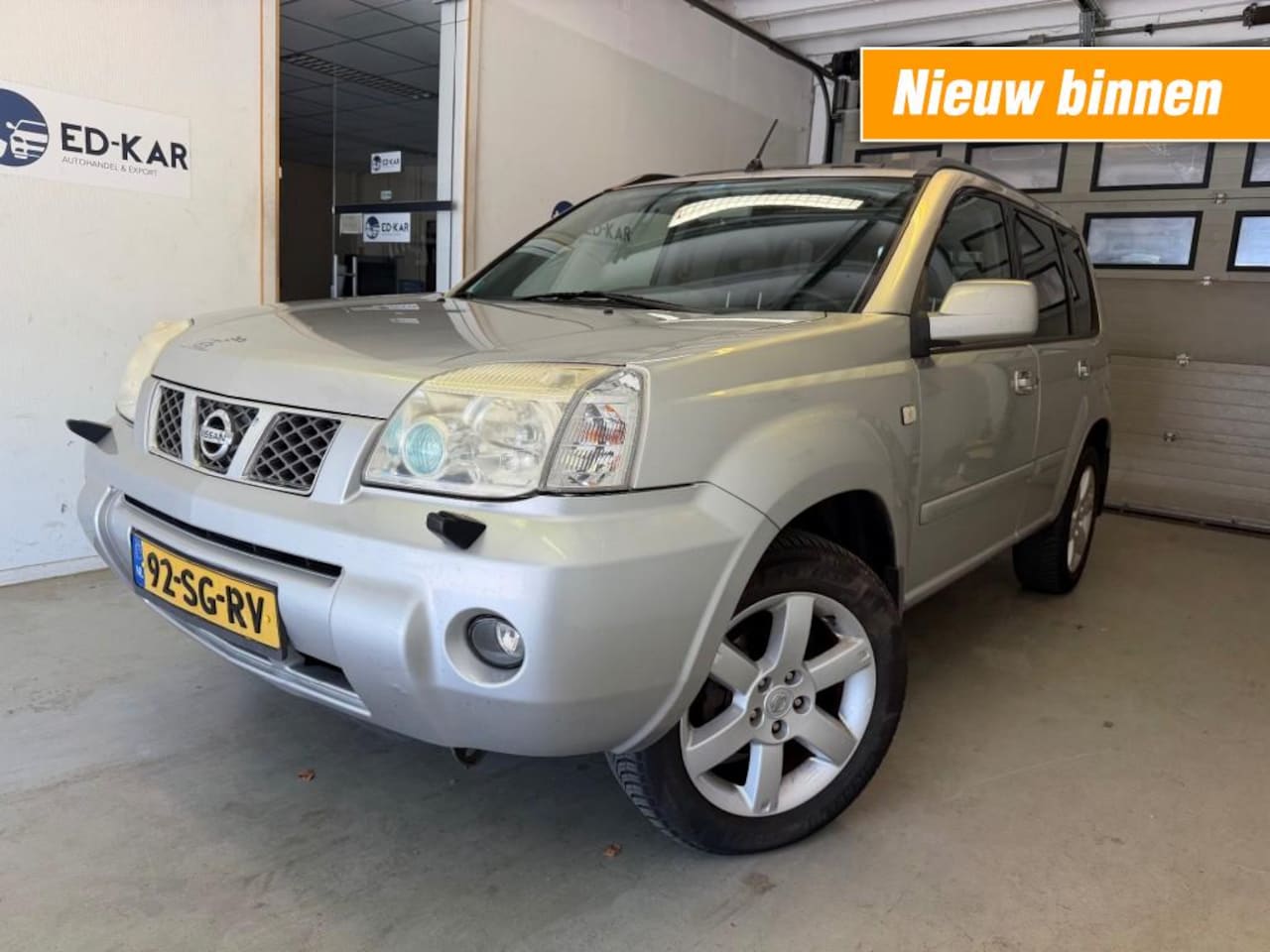 Nissan X-Trail - 2.5 Elegance 4wd PANO LEER CLIMA NAVI PDC TREKHAAK NETTE SUV NAP APK - AutoWereld.nl