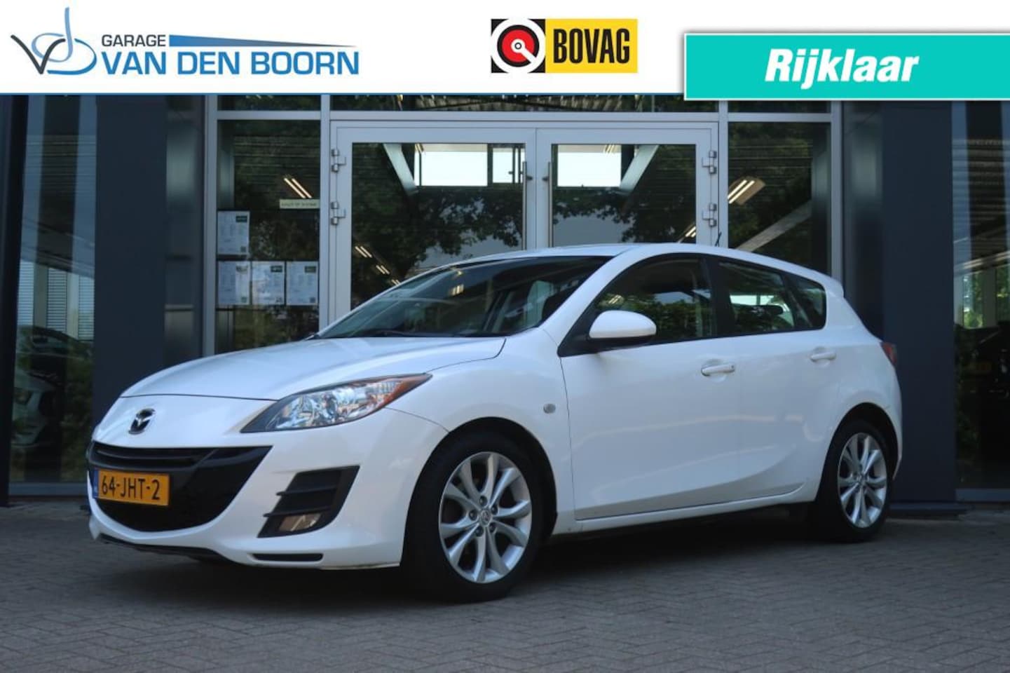 Mazda 3 - 1.6 TS Plus 1.6 TS Plus, Stoelverwarming, PDC achter, All Season banden etc. - AutoWereld.nl