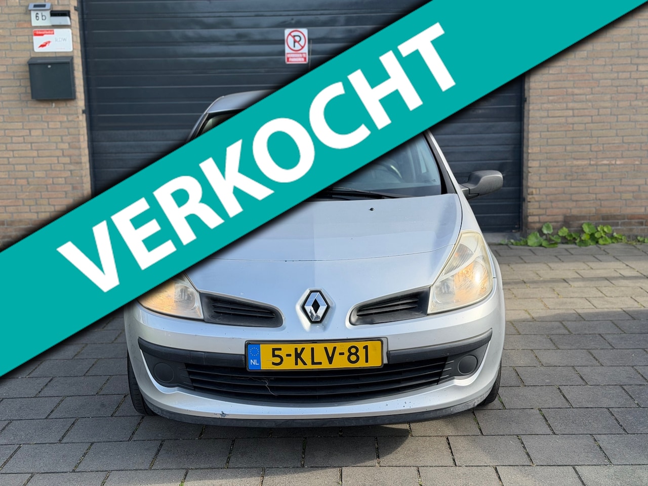 Renault Clio - 1.2-16V Expression elect. Pakket Airco - AutoWereld.nl