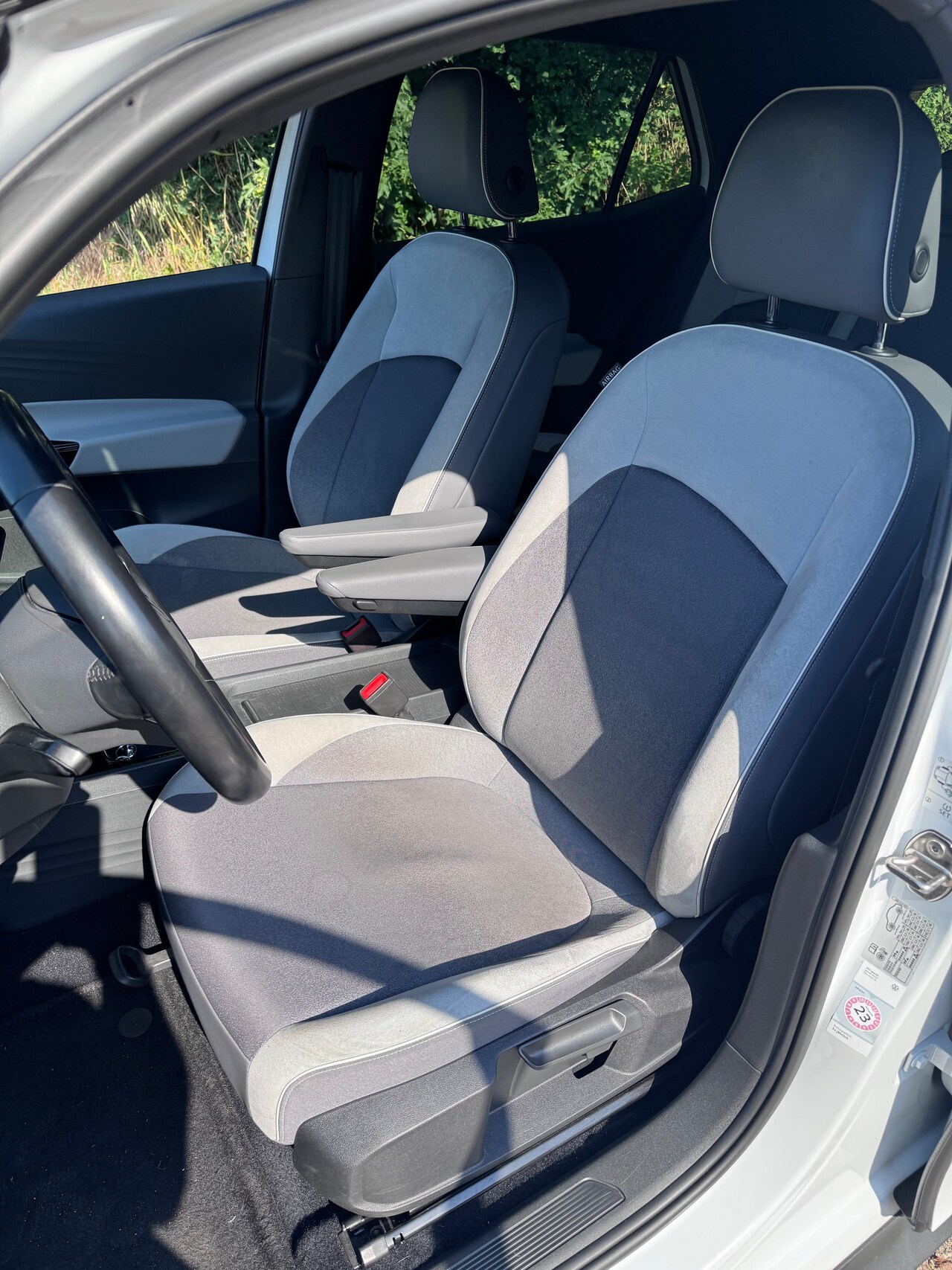 Volkswagen ID.3 - Pro 58 kWh Camera, first pro, keyless