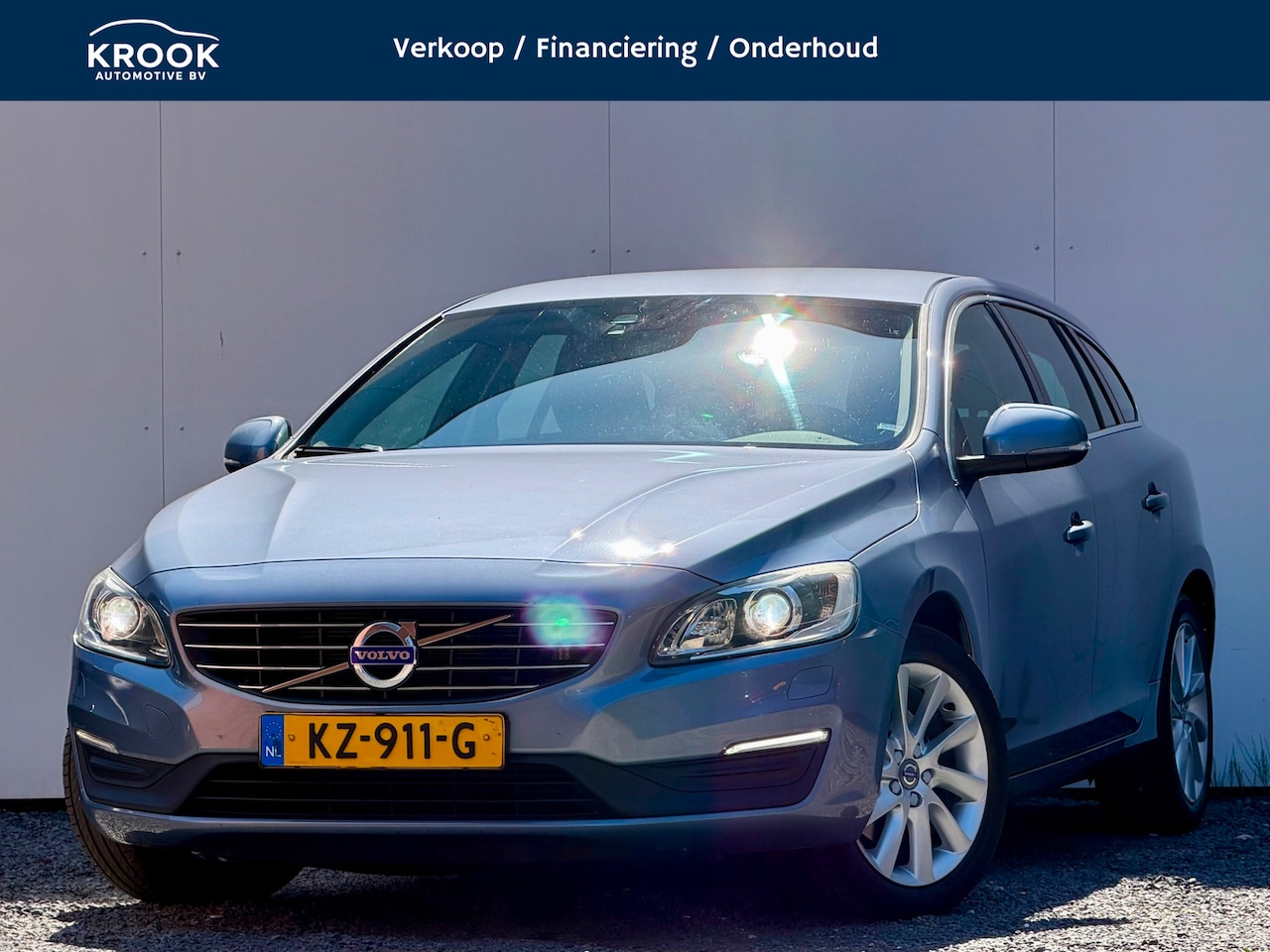 Volvo V60 - 1.5 T3 Momentum | 2017 | Automaat | Trekhaak | - AutoWereld.nl