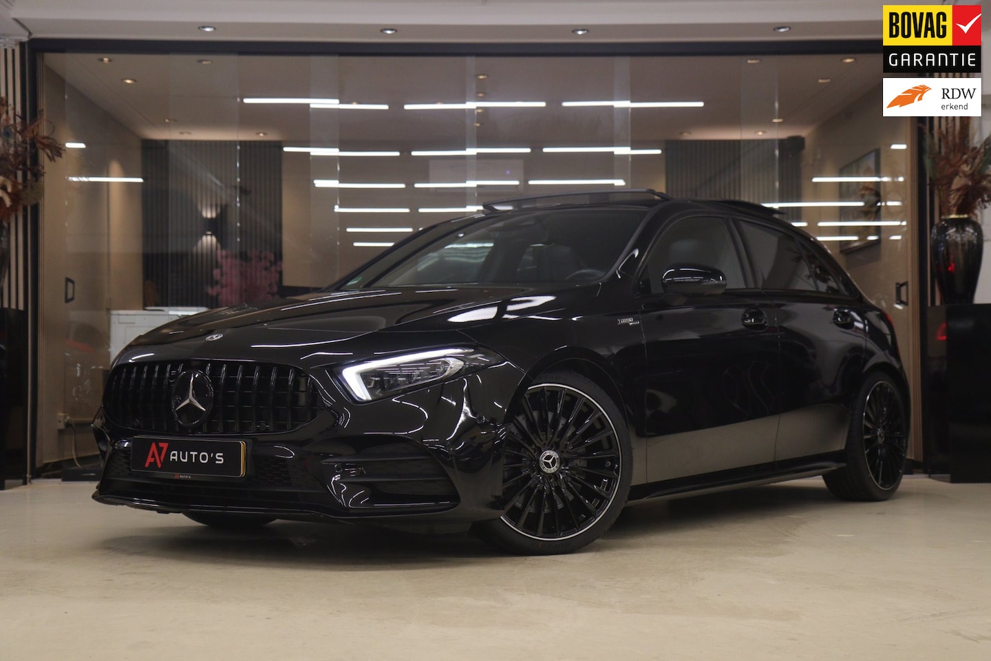 Mercedes-Benz A-klasse - 250 4MATIC AMG-LINE /PANO/CARPLAY/MEMORY/360CAM/VOL - AutoWereld.nl