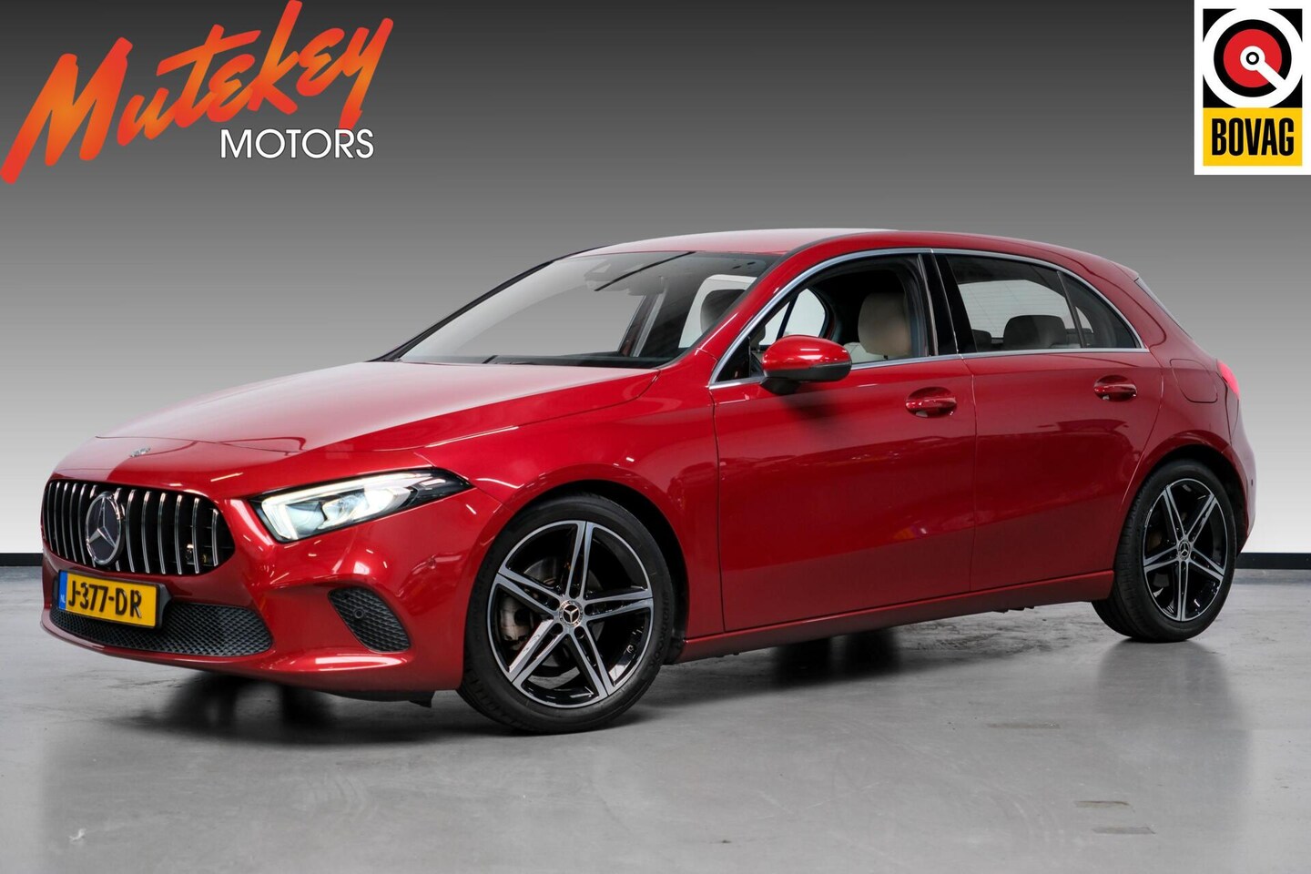 Mercedes-Benz A-klasse - 180 Business Solution AMG | Leder | 1e eig - AutoWereld.nl