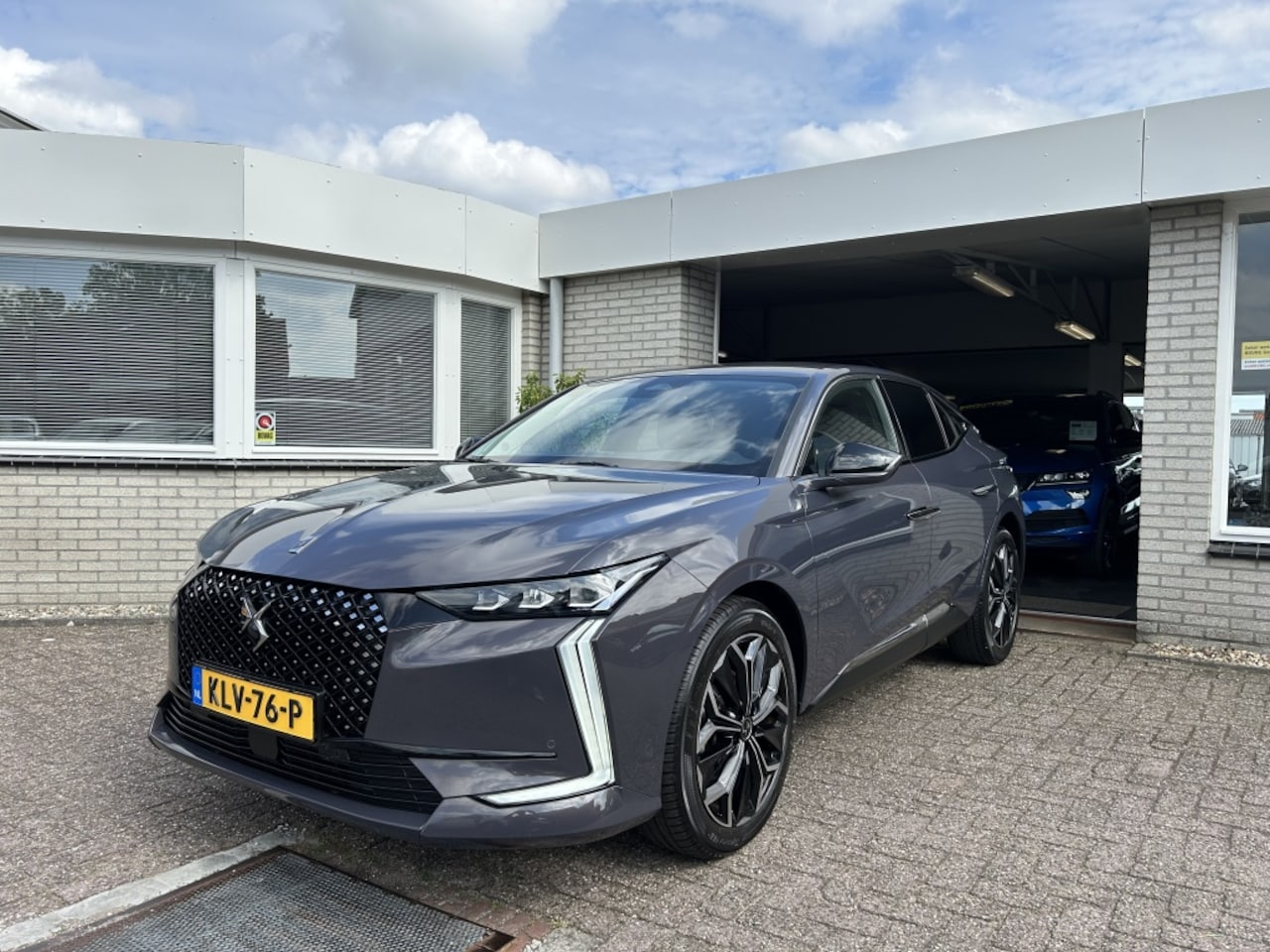 DS 4 - 1.2 131pk Etoile Automaat - AutoWereld.nl