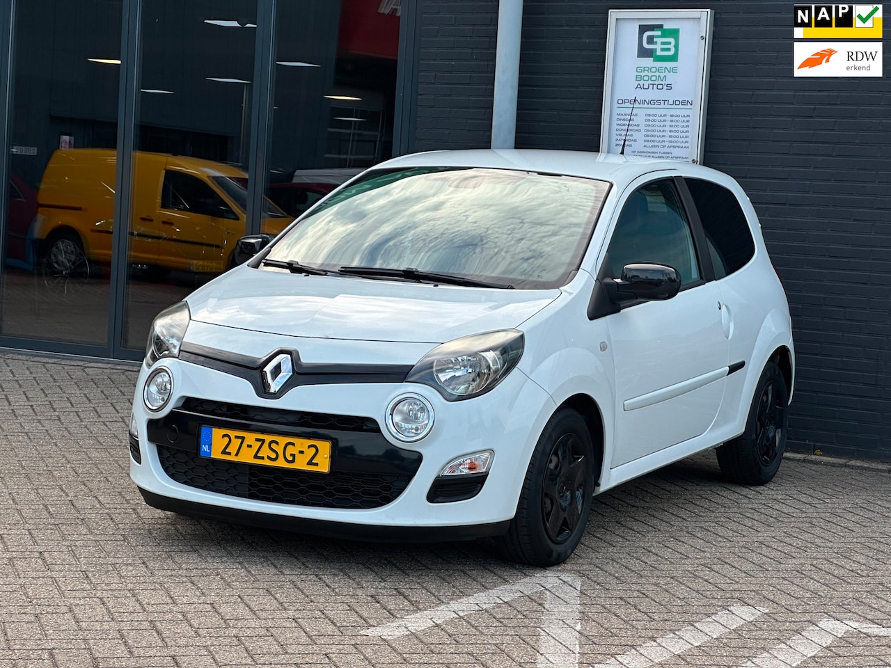 Renault Twingo - 1.2 16V DynamiqueAIRCO/CRUISECONTROL/NWE APK/NL-AUTO NAP!! - AutoWereld.nl