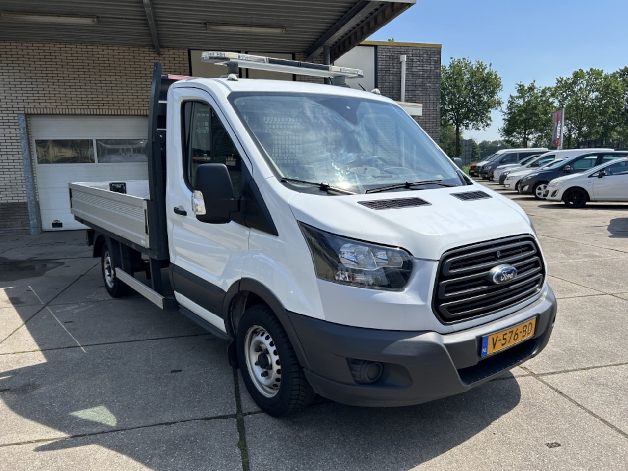 Ford Transit - 310 2.0 TDCI L2 PICK-UP OPEN LAADBAK EURO 6 - AutoWereld.nl