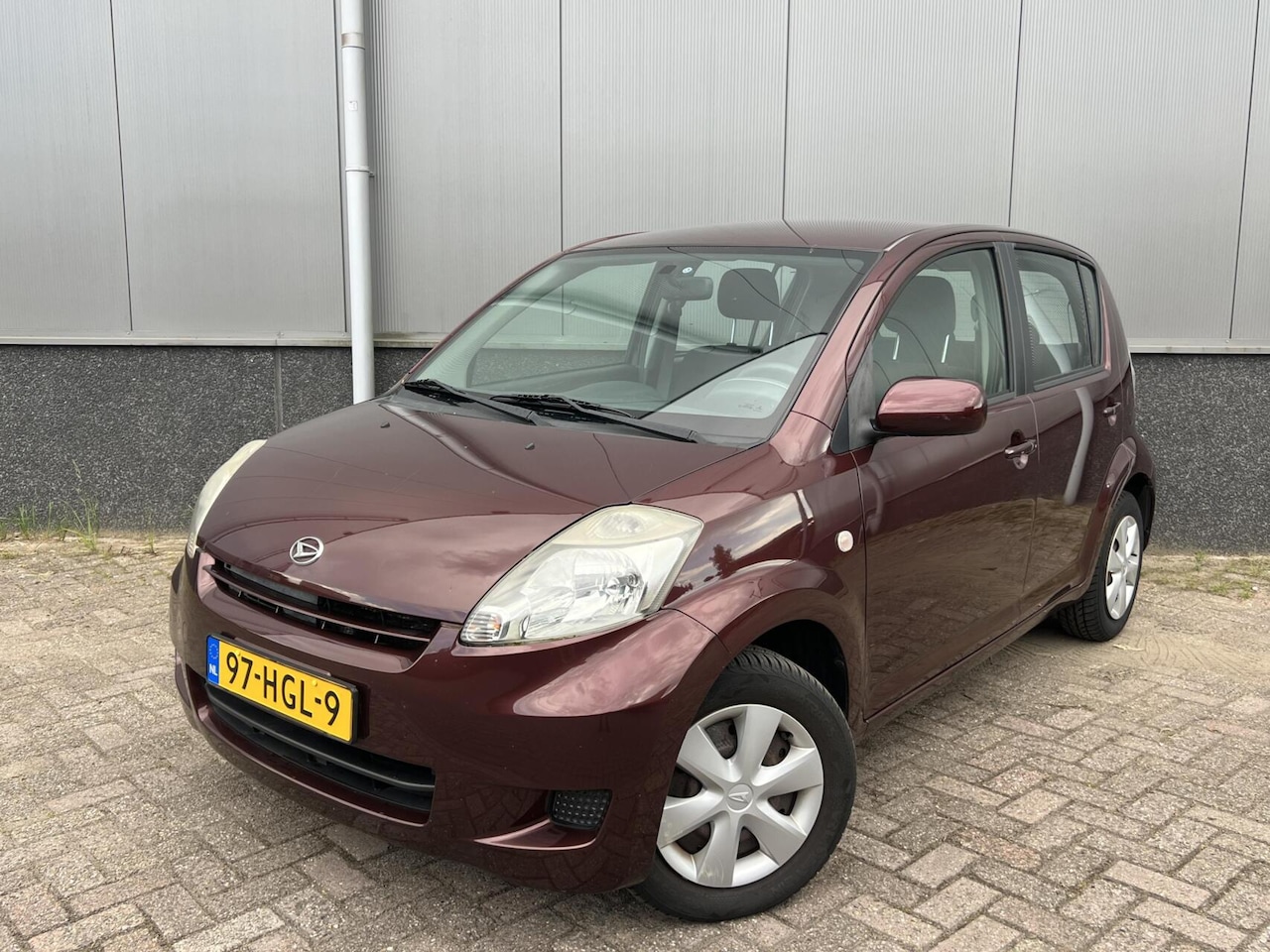 Daihatsu Sirion 2 - 1.0-12V Premium Nette Staat NL Auto NAP - AutoWereld.nl