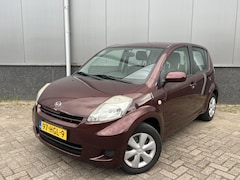 Daihatsu Sirion 2 - 1.0-12V Premium Nette Staat NL Auto NAP