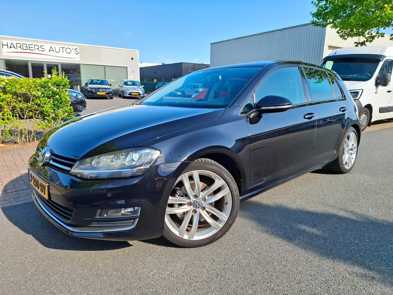 Volkswagen Golf - 1.4 TSI Highline CLIMA/CRUISE/NAVI/PANO/XENON! - AutoWereld.nl
