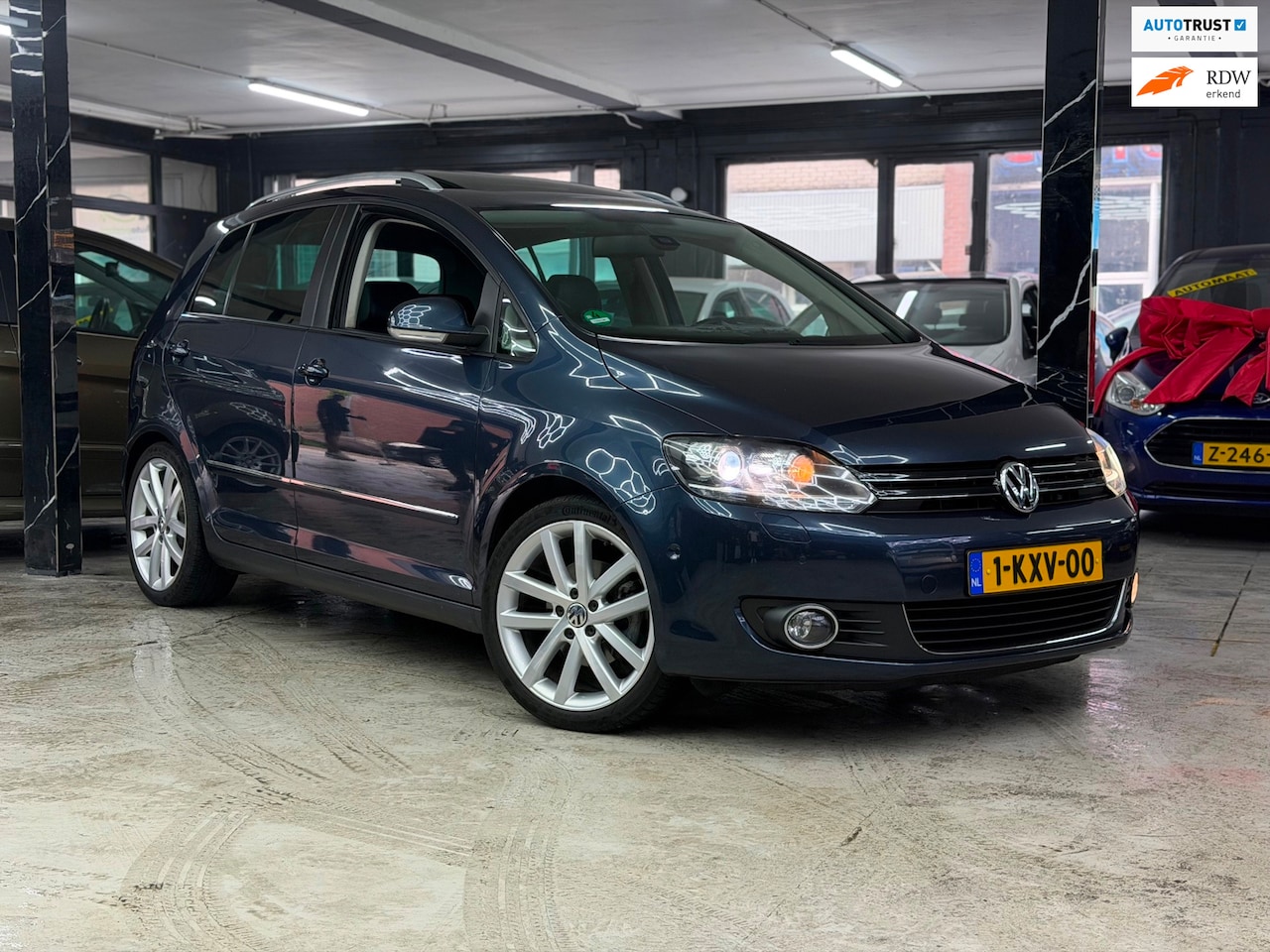 Volkswagen Golf Plus - 1.4 TSI Highline Automaat | Pano | Navi | vol opties - AutoWereld.nl