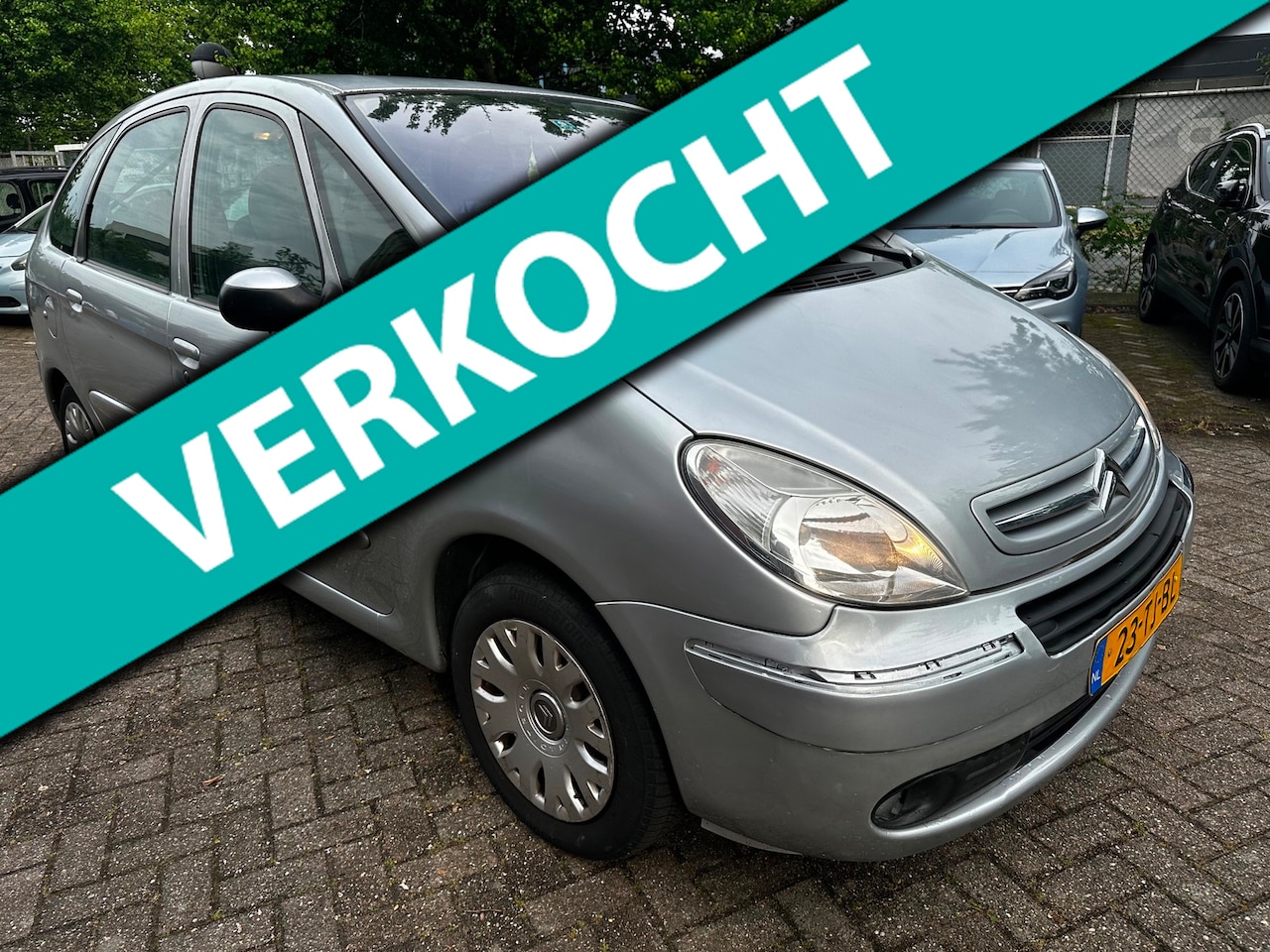 Citroën Xsara Picasso - 2.0i-16V Caractère 2.0i-16V Caractère, Automaat - AutoWereld.nl