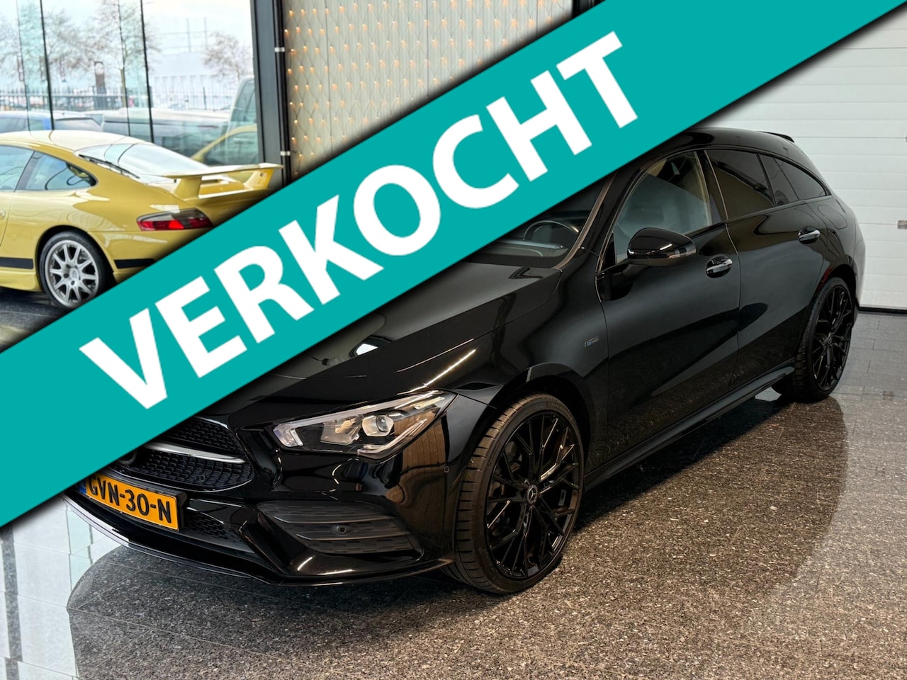 Mercedes-Benz CLA-klasse Shooting Brake - 250e AMG Black Edition 2020 Dealer Onderhouden! - AutoWereld.nl
