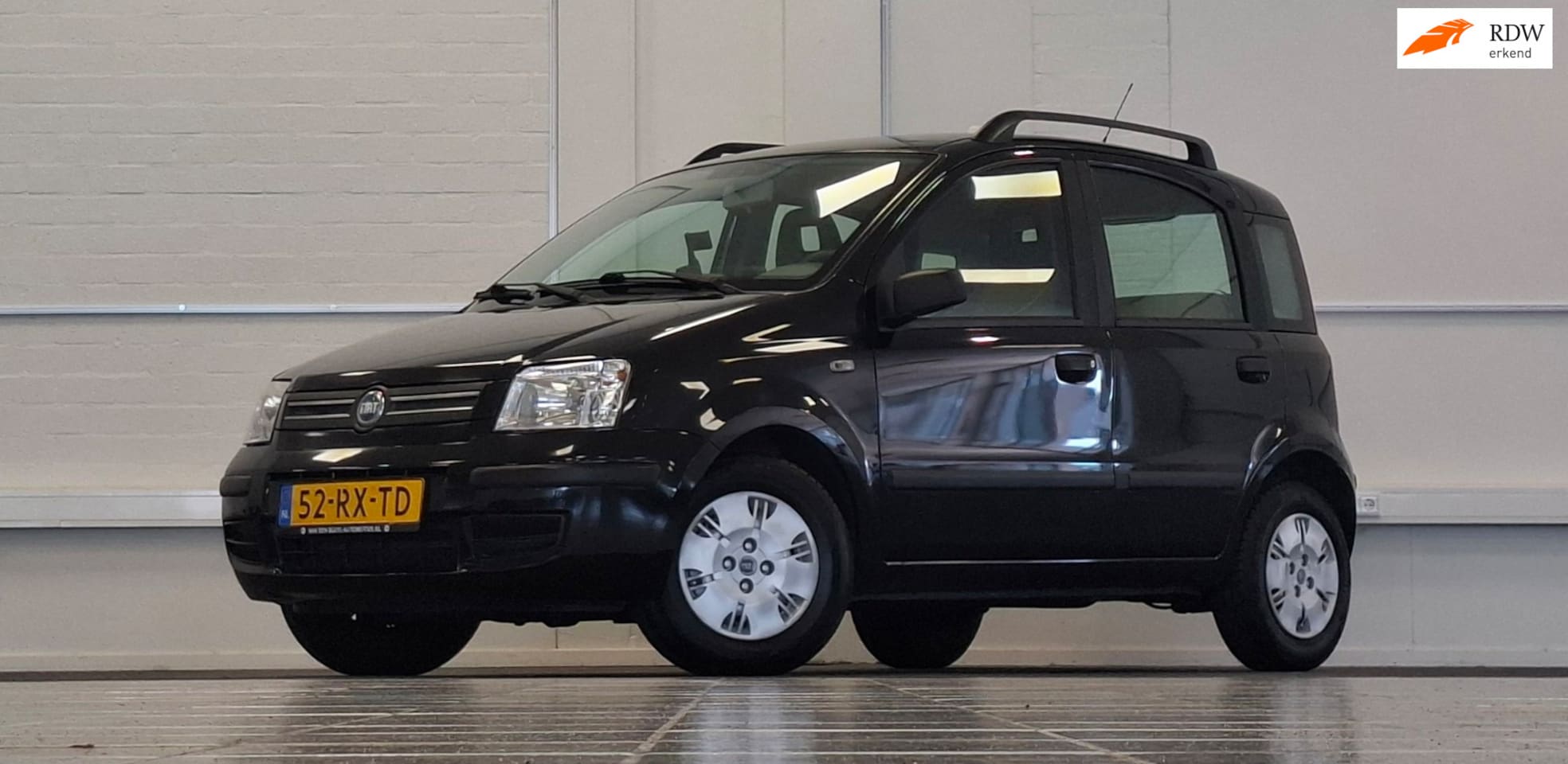 Fiat Panda - 1.2i 16V Navigator Airco 7" 'Kleurenscherm Nieuwe APK Garantie - AutoWereld.nl