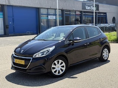Peugeot 208 - 1.2 Active 2015 Airco/Navi/BT/Cruise NL Auto