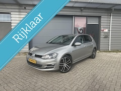 Volkswagen Golf - 1.4 TSI DSG Lounge Volleder PDC Dealer