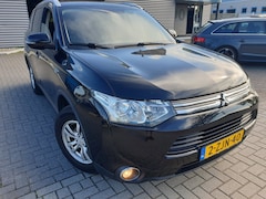 Mitsubishi Outlander - 2.0 PHEV Business Edition X-Line4x4 Hybride Elektrisch/Benzine