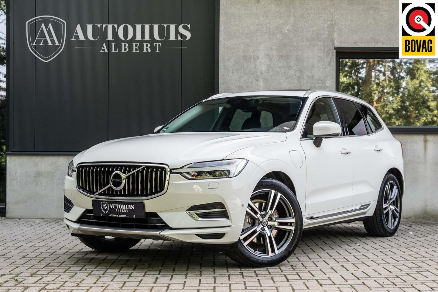 Volvo XC60 - T8 Inscription NAP Lucht Pano Camera Trekhaak 20" - AutoWereld.nl