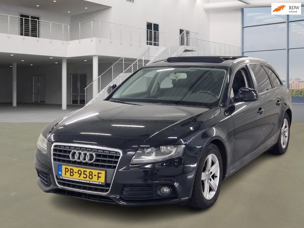 Audi A4 Avant - 1.8 TFSI|aut|pano|halfleder|stoelverw|boekjes|2xsleutels - AutoWereld.nl