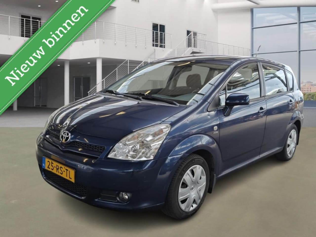 Toyota Corolla Verso - 1.8 VVT-i Sol 7p Automaat - AutoWereld.nl