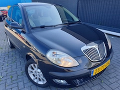 Lancia Y(psilon) - Ypsilon 1.4-16V Argento