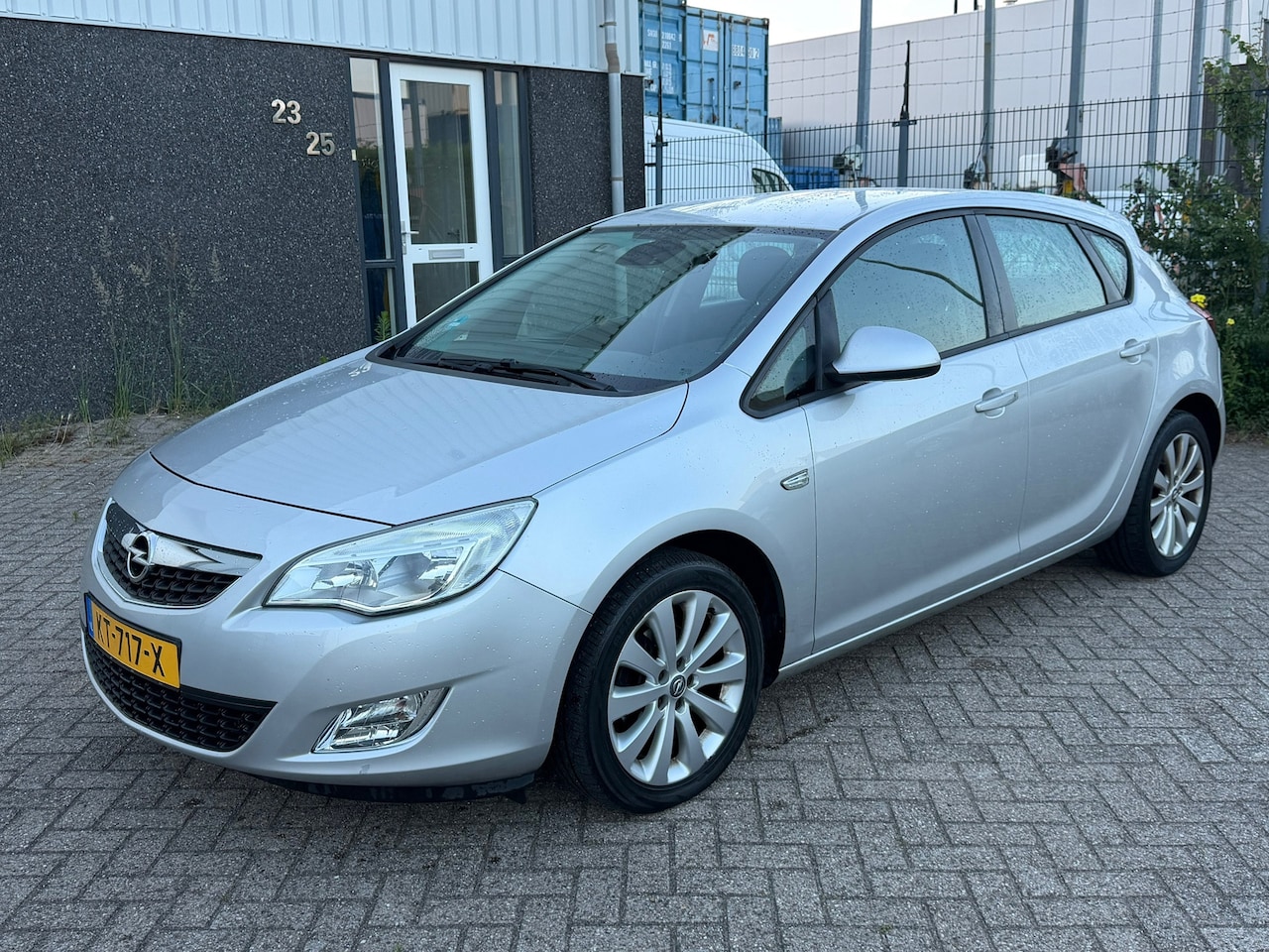 Opel Astra - 1.6 Sport 2010 - AutoWereld.nl