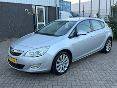 Opel Astra - 1.6 Sport 2010