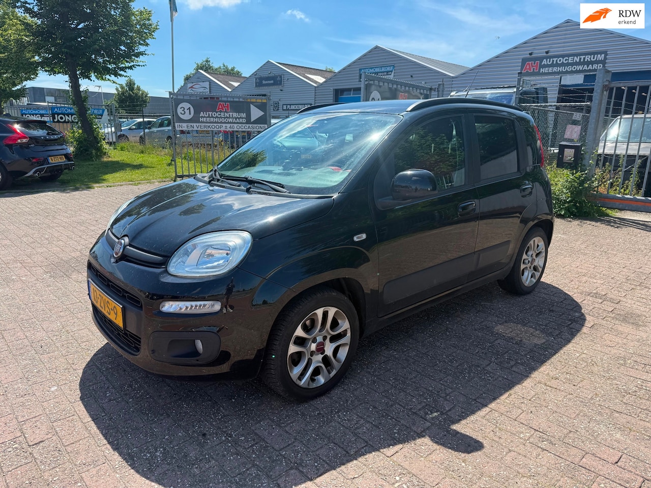 Fiat Panda - 0.9 TwinAir Sempre Airco|Navi|CV|APK 06-2027 !! - AutoWereld.nl