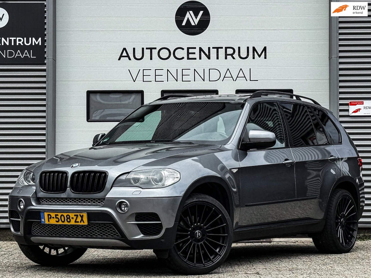 BMW X5 - XDrive30d High Executive LCI AUT PANO/TREKHAAK/LEDER/21'' HAMANN - AutoWereld.nl