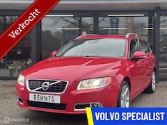 Volvo V70 - T5| 5 Cilinder| Summum|Adaptivecruisecontrol|Afneembare trekhaak|Standkachel