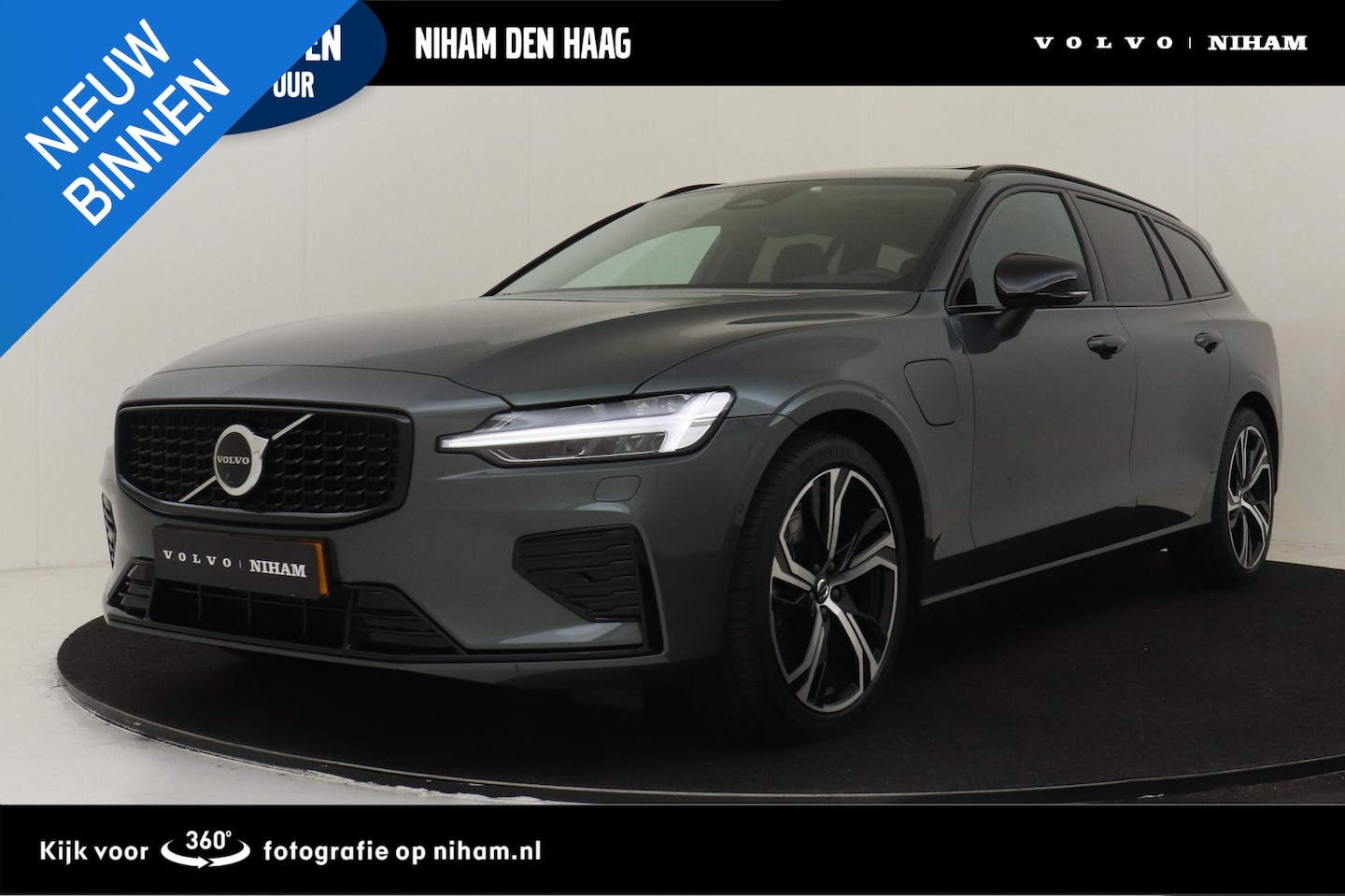 Volvo V60 - T8 PLUG-IN HYBRID AWD ULTRA DARK -PANO.DAK|HARMAN/KARDON|GEVENT.LEDER+MASSAGE|360°CAM|HEAD - AutoWereld.nl