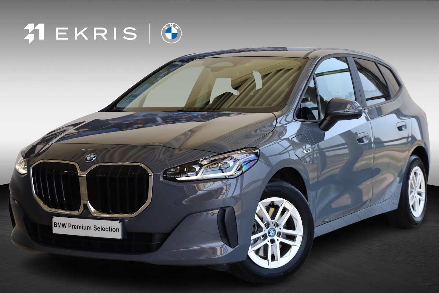 BMW 2-serie Active Tourer - 225e xDrive | Head-Up Display | Voorstoelen Verwarmd | Rondomzicht Camera | Keyless Entry - AutoWereld.nl
