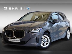 BMW 2-serie Active Tourer - 225e xDrive | Head-Up Display | Voorstoelen Verwarmd | Rondomzicht Camera | Keyless Entry