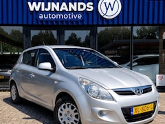 Hyundai i20 - 1.2i ActiveVersion Young 4 Nieuwe Banden Airco