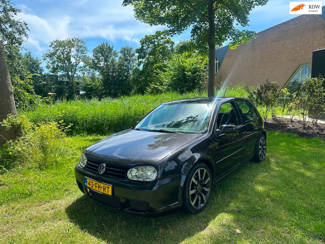 Volkswagen Golf - 2.0 Highline Clima Navi Sportief! - AutoWereld.nl