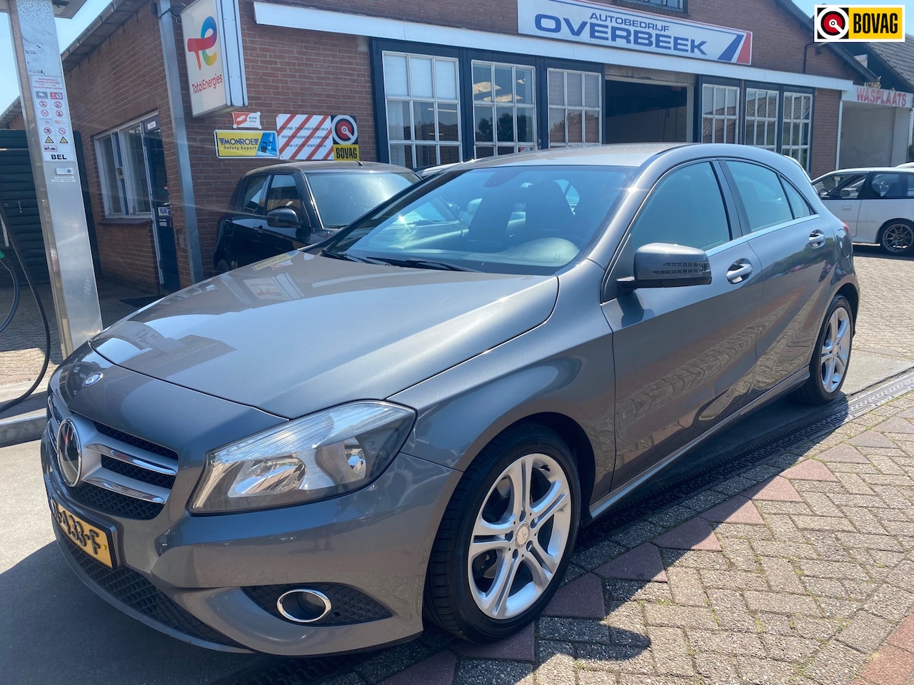 Mercedes-Benz A-klasse - 180 180 - AutoWereld.nl