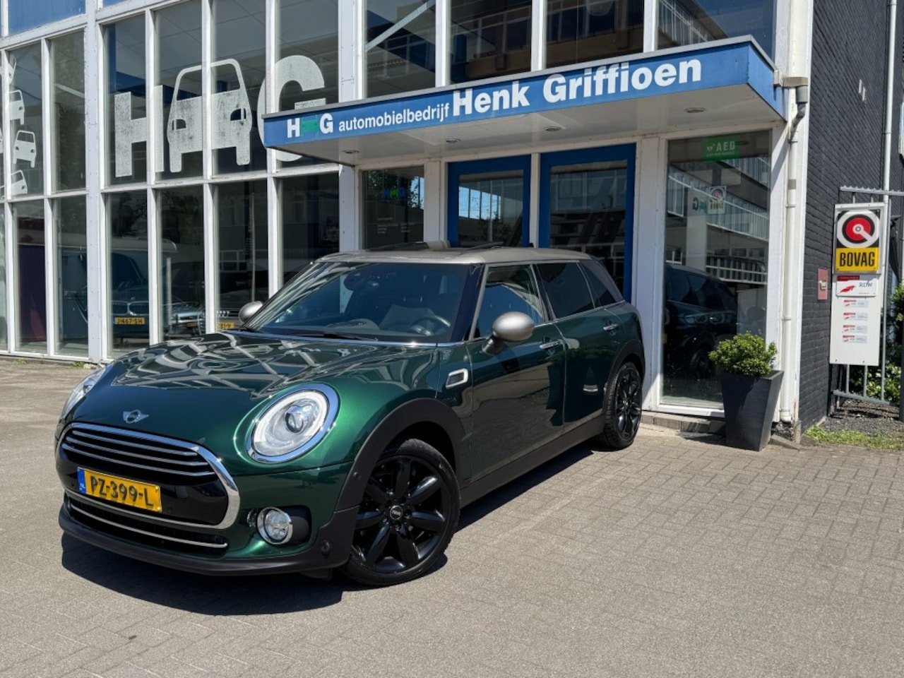 MINI Clubman - 1.5 Cooper Chili Business Plus I Panorama I LED I Leer I Sportstoelen - AutoWereld.nl
