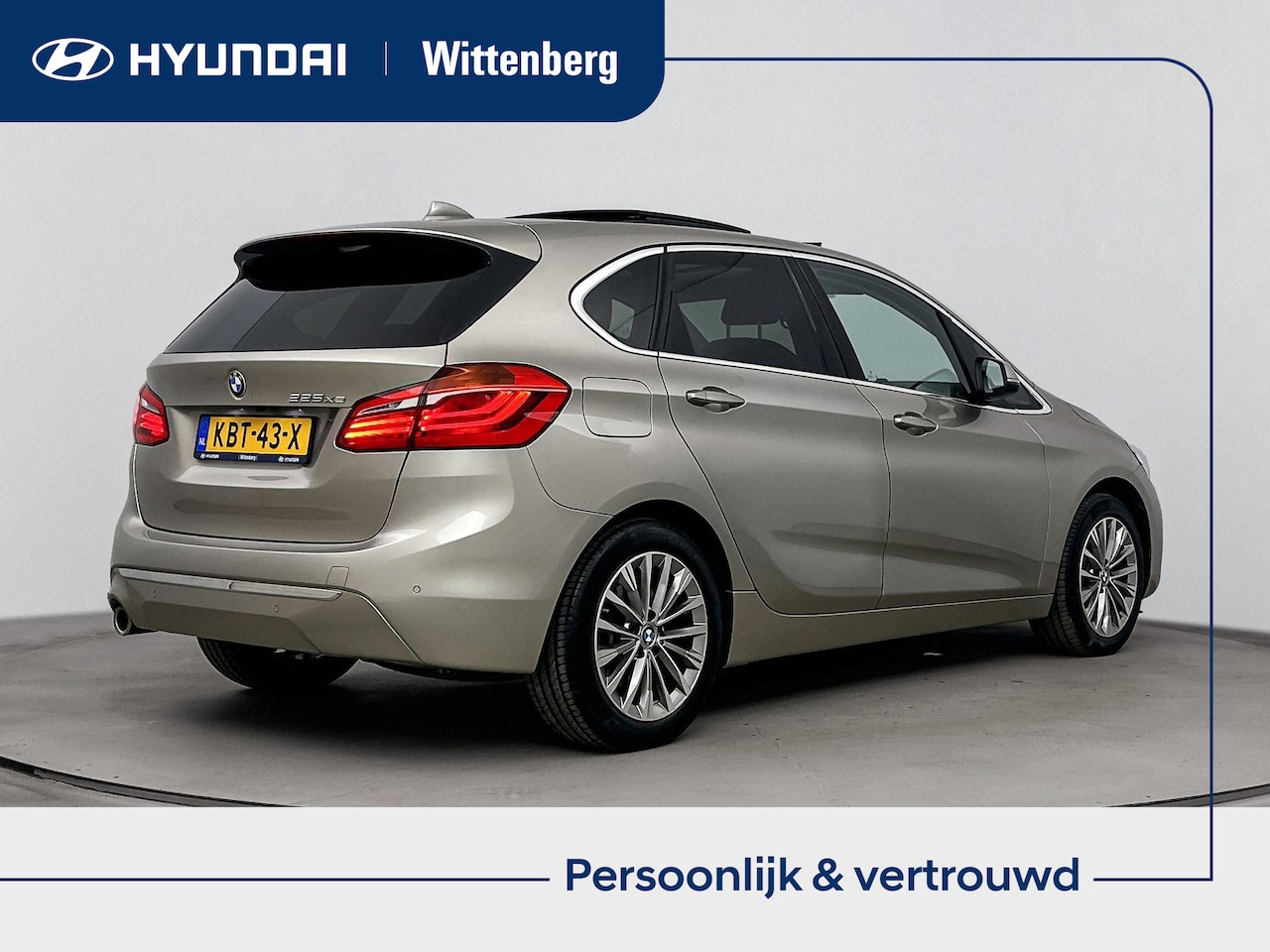 BMW 2-serie Active Tourer - 225xe iPERFORMANCE HIGH EXECUTIVE | SCHUIF/KANTEL DAK | NAVI | CRUISE | CLIMA  | CAMERA | - AutoWereld.nl