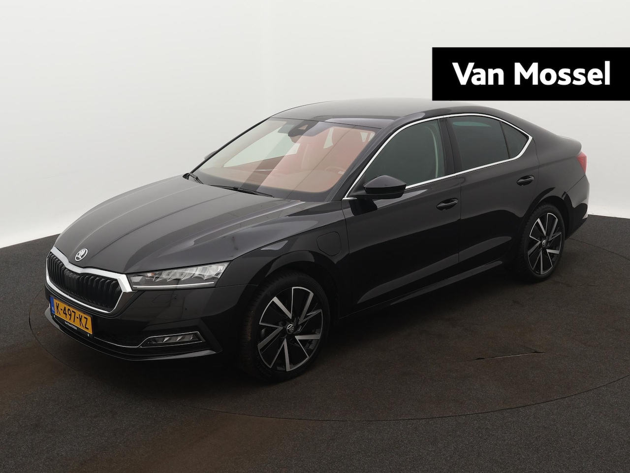 Skoda Octavia - 1.4 TSI iV PHEV Business Edition Plus | 98% SOH | TREKHAAK | DODEHOEK DETECTIE | STOELVERW - AutoWereld.nl