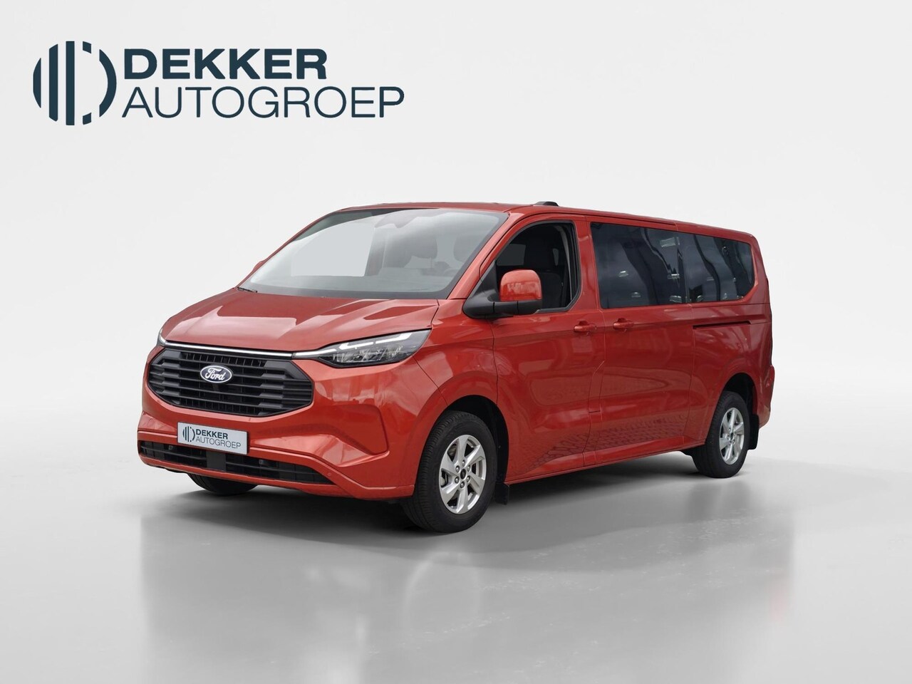 Ford Transit Custom - 340 2.5 PHEV L2H1 Limited Kombi 9-persoons - AutoWereld.nl