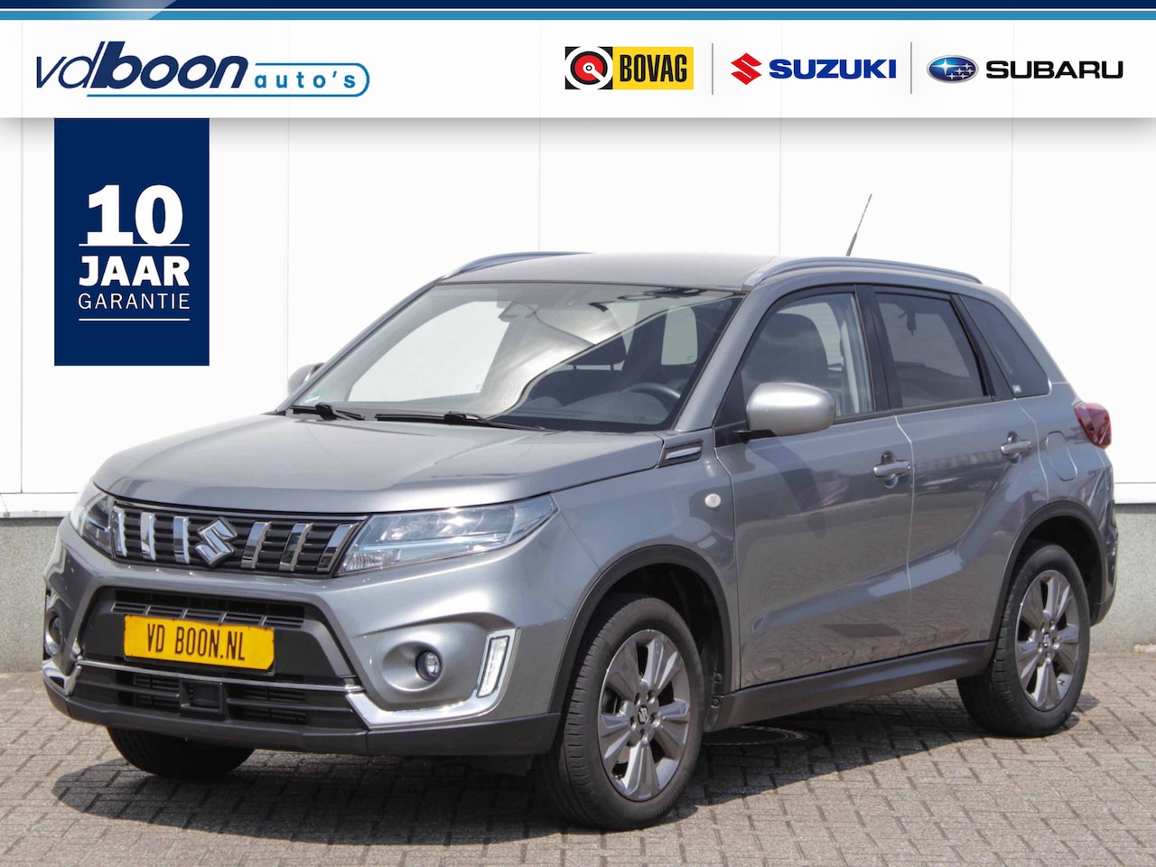 Suzuki Vitara - 1.5 Hybrid Select AllGrip Automaat | Navi | Adap. Cruise | Clima | Camera | Lm-Velgen - AutoWereld.nl