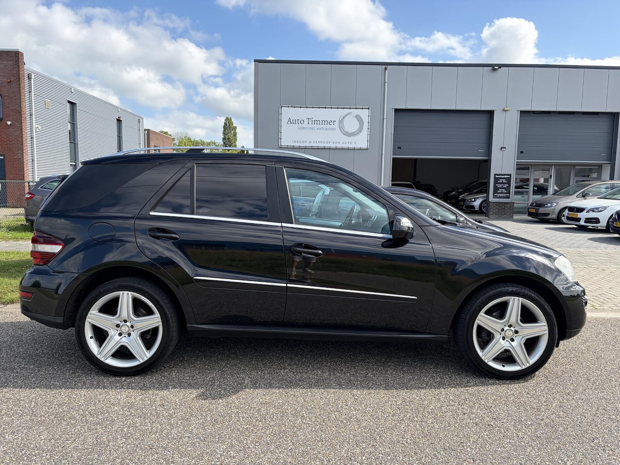Mercedes-Benz M-klasse - 320 CDI AMG - AutoWereld.nl