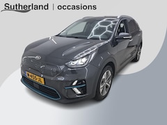 Kia e-Niro - ExecutiveLine 64 kWh | 65.500 KM | SOH 100% | Panorama Dak | Volledig Lederen Interieur |