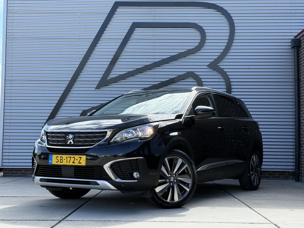 Peugeot 5008 - 1.2 PureTech Allure 7p. 2e Eigenaar|Navi|Schuifdak|Carplay|Camera|i-Cockpit|N.A.P|D-riem v - AutoWereld.nl