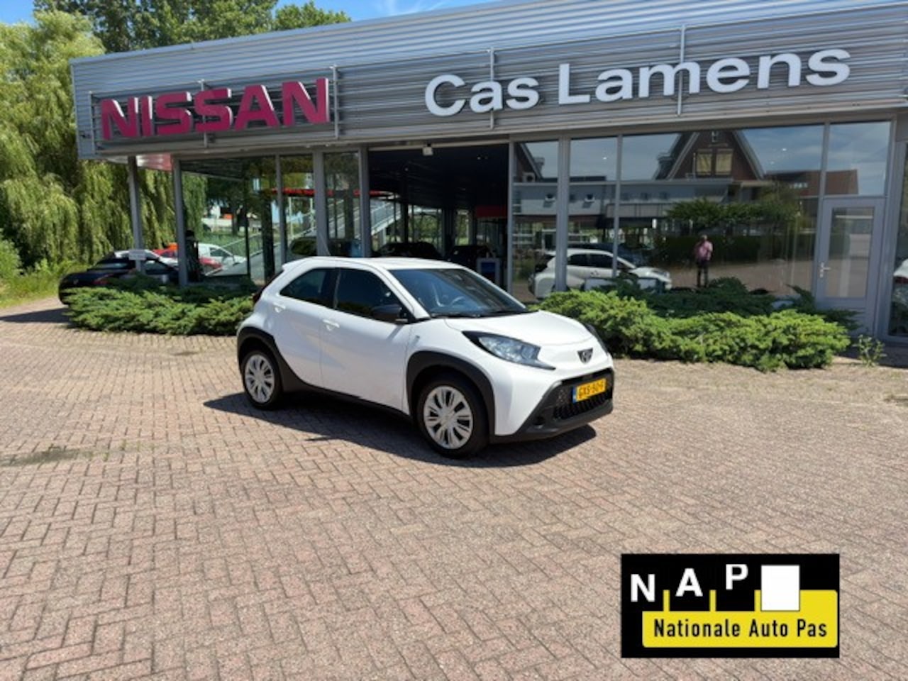Toyota Aygo X - 1.0 VVT-i MT play 1.0 VVT-i MT 72pk Play - AutoWereld.nl