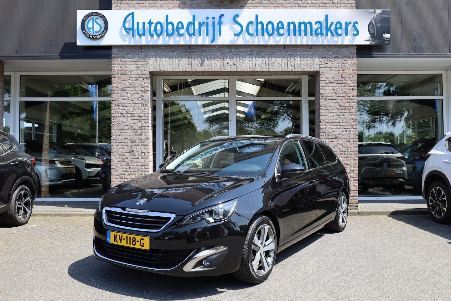 Peugeot 308 SW - 1.2 PureTech Style CRUISE NAVI CLIMA BT-TELEFOONVERB. PDC LMV - AutoWereld.nl