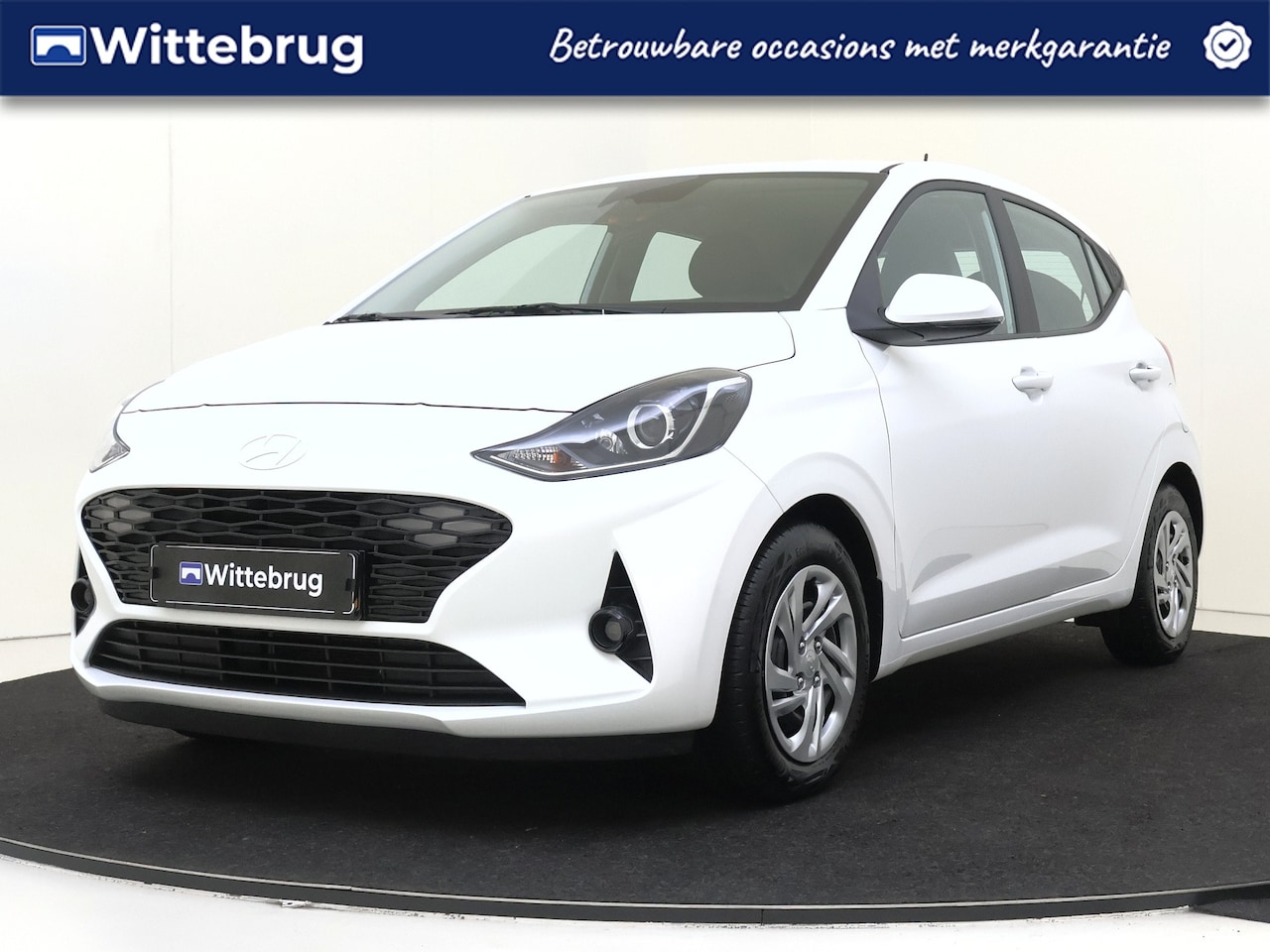 Hyundai i10 - 1.0 Premium UITVERKOOP DEAL!! | Met Navigatie, Climate Control en Cruise Control - AutoWereld.nl