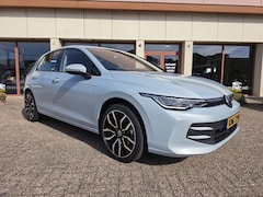 Volkswagen Golf - 1.5 eTSI Life Edition | Mild Hybrid | Navi | Dealerstaat